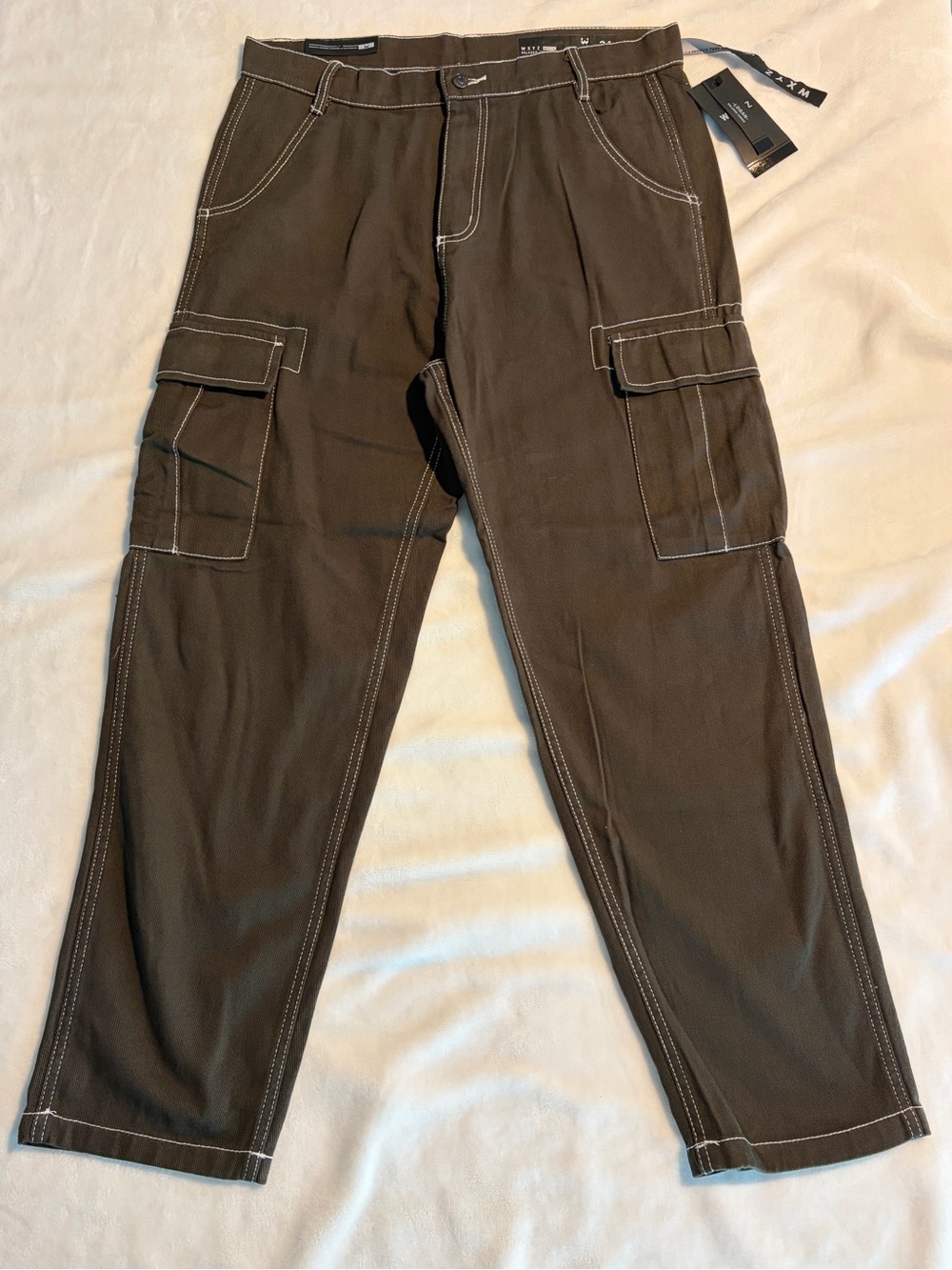 Men's Olive Green Cargo Pants with Contrast Stitching